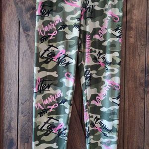 NWT Large Chances Womens Camouflage & Pink Ribbons Cancer Survivor Legging C6131